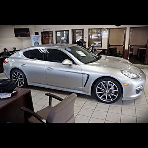 Meet your Posher, Tony